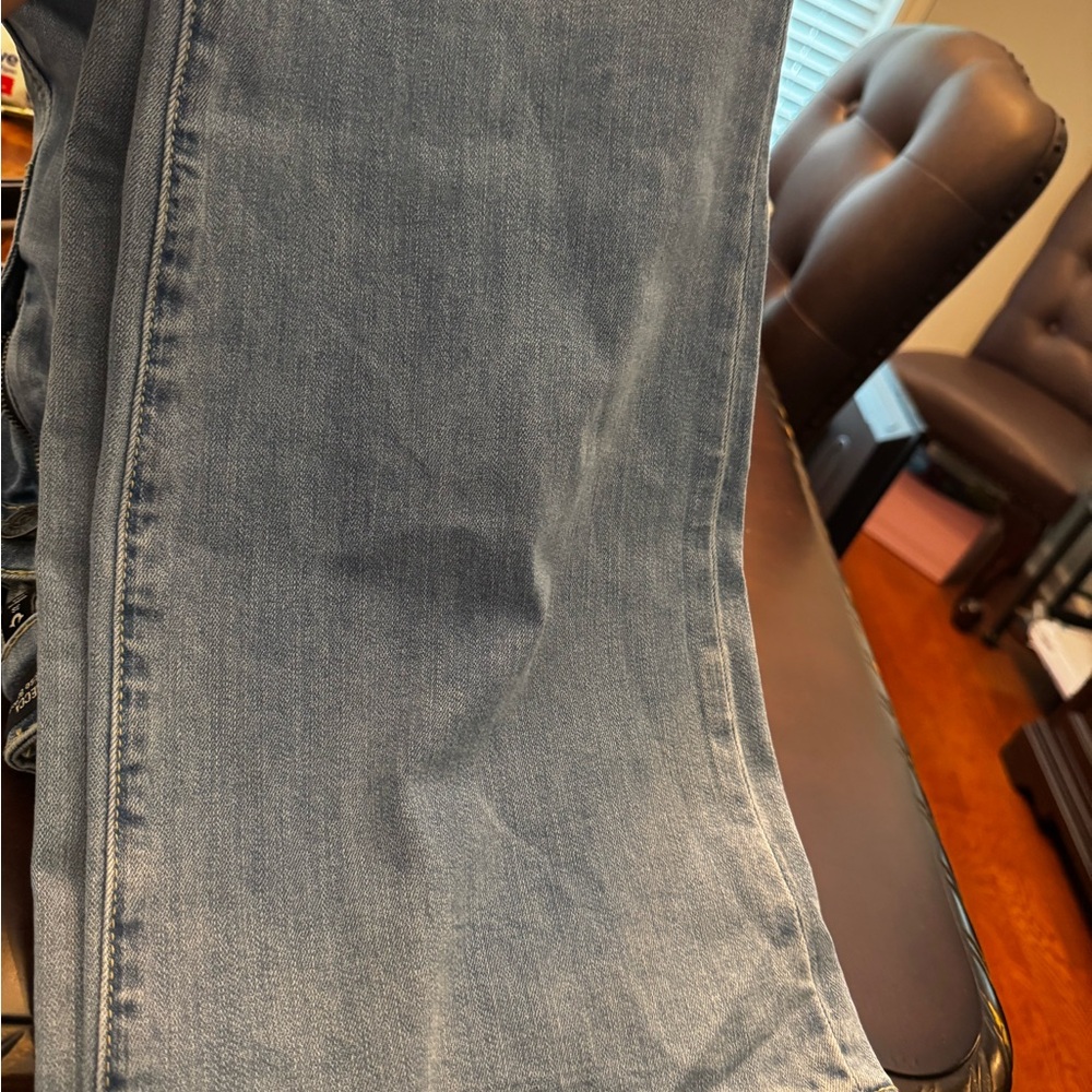 Size 38 Women True Religion jeans originally $179 stretchy flare leg